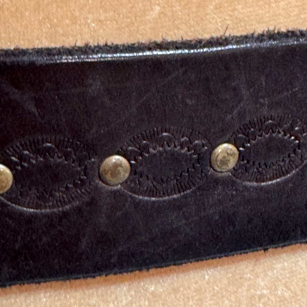 GAP Dark Brown Belt with Gold Accents - Picture 4 of 6